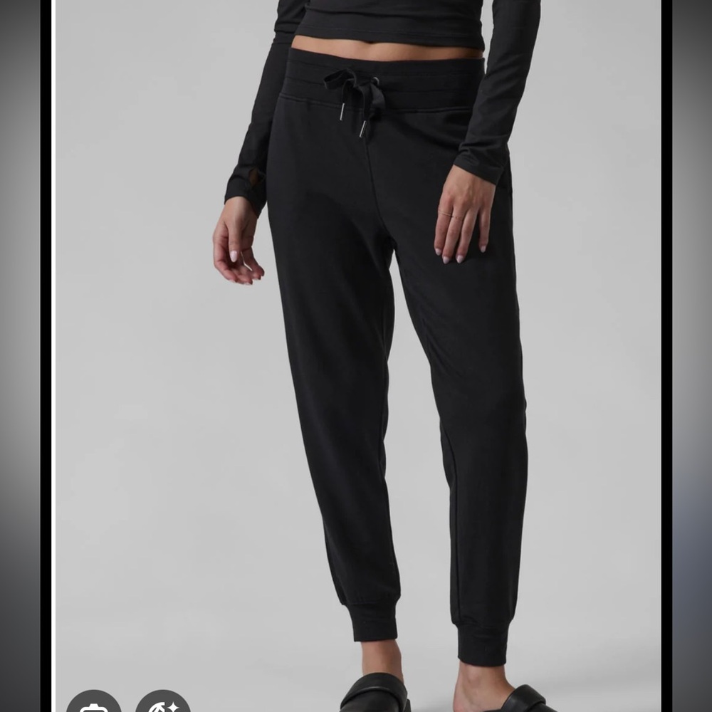 Athleta Balance Joggers Black XXS